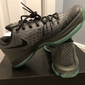 Nike KD 8 Night Silver/Deep Grey-Green Glow